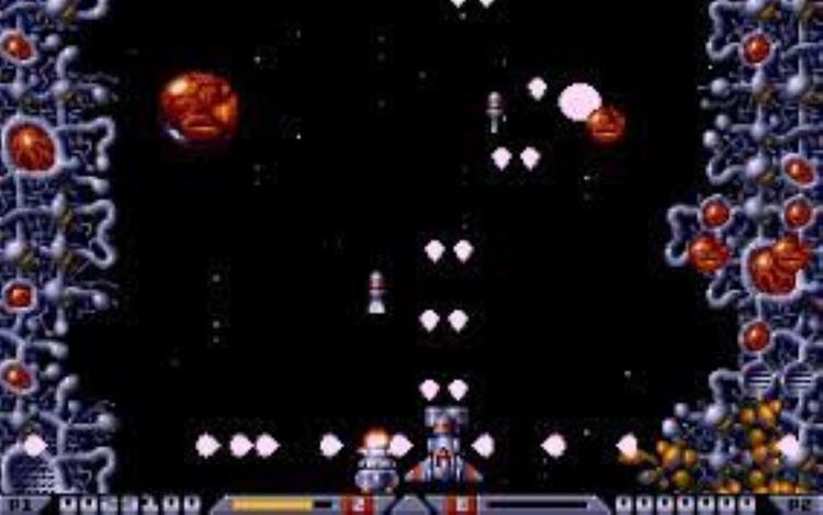 Gameplay screen of Xenon 2: Megablast (6/8)