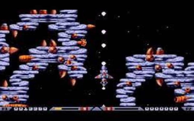 Gameplay screen of Xenon 2: Megablast (4/8)